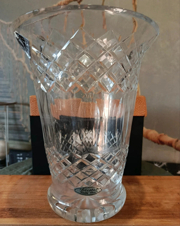 Ancien grand vase en pierre de cristal lourde signé Alsace — L'Acquisition