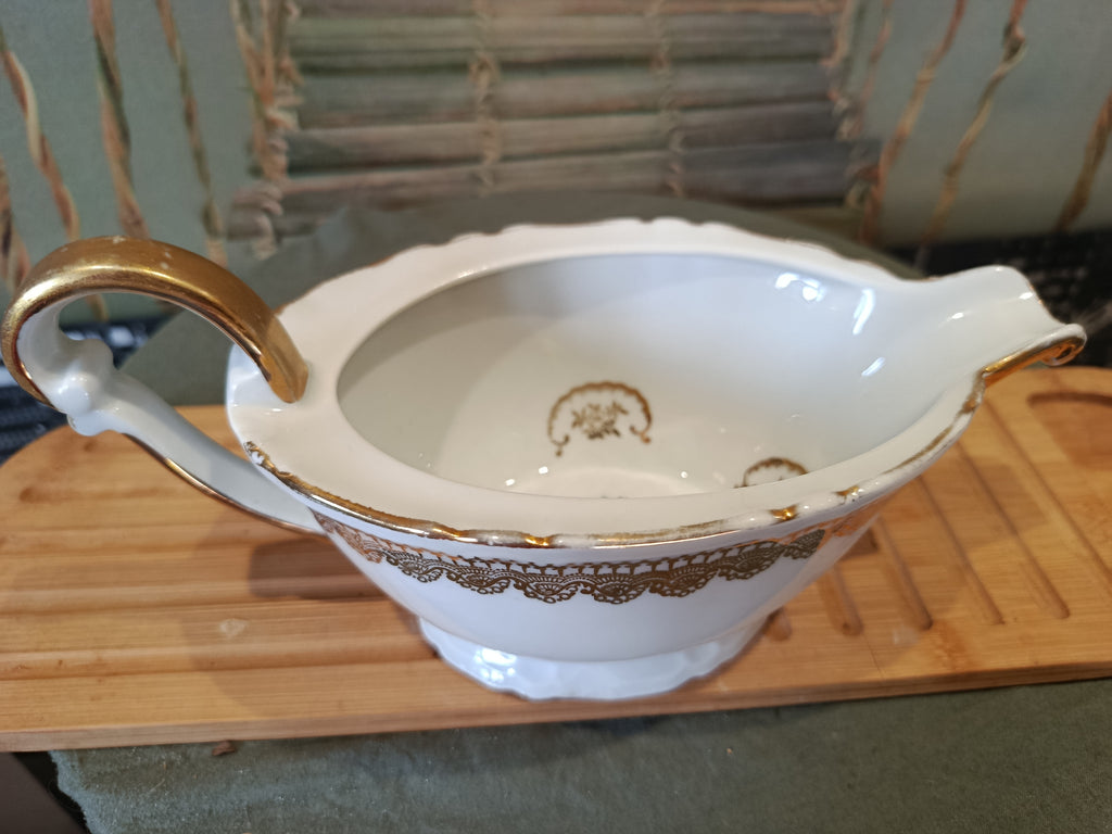 Saucère ancienne en porcelaine dorée Signée XIXe siècle Napoléon