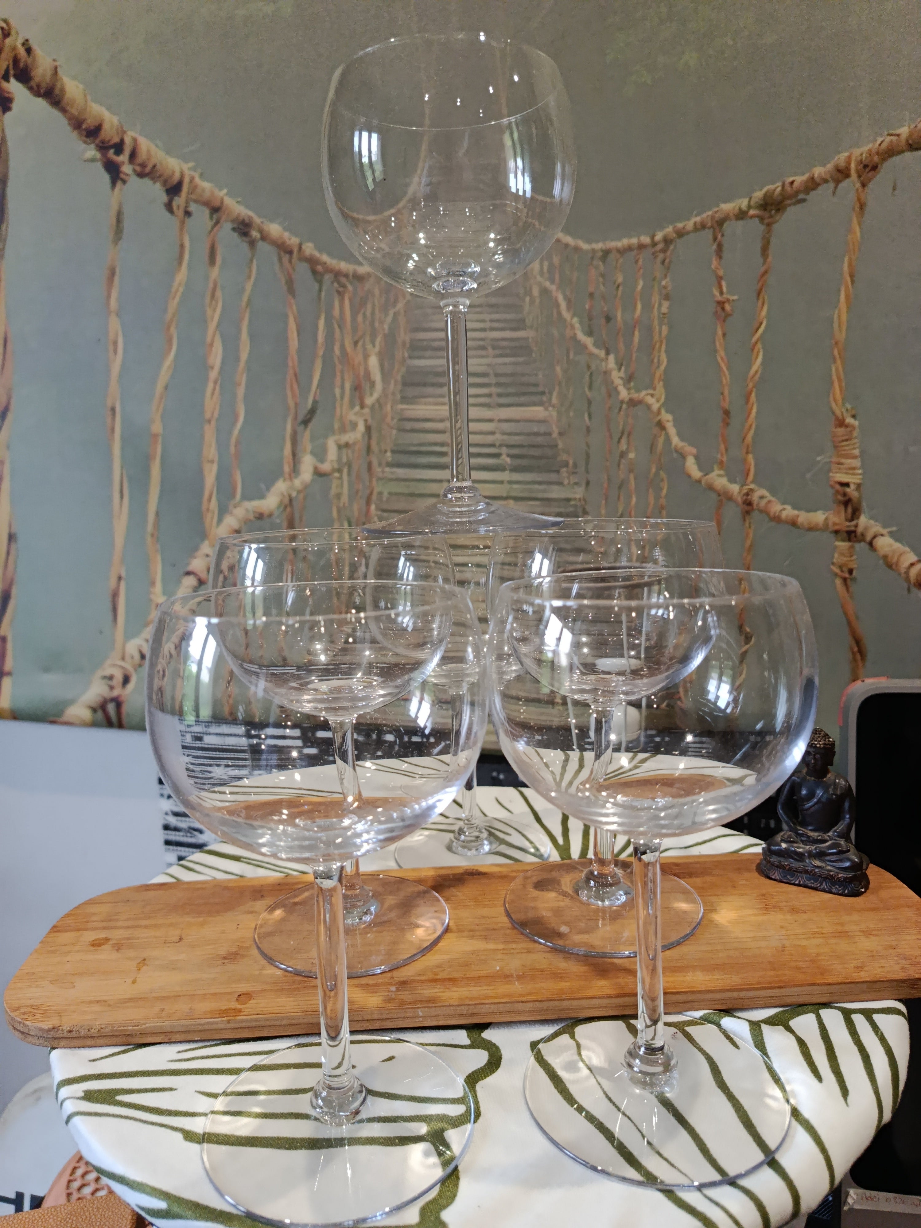 Lot 6 grands verres à ballon en verre ciselé Art Déco XXe siècle neufs
