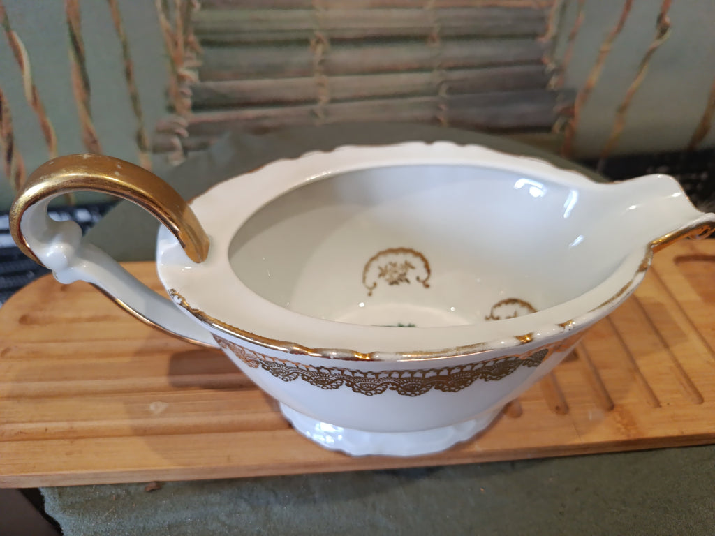 Saucère ancienne en porcelaine dorée Signée XIXe siècle Napoléon