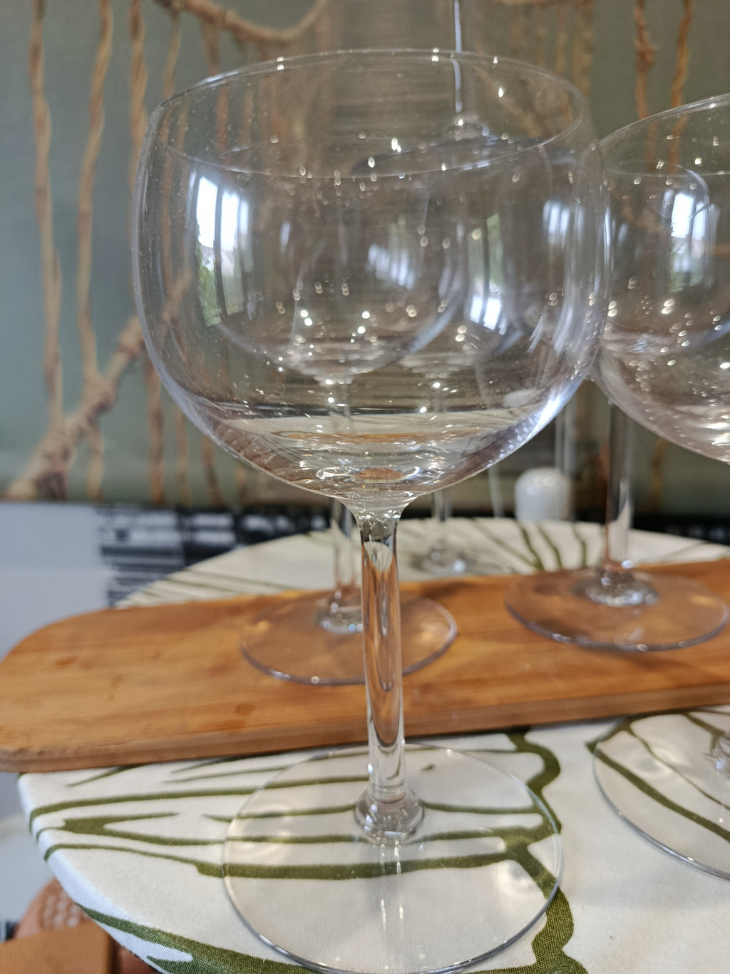 Lot 6 grands verres à ballon en verre ciselé Art Déco XXe siècle neufs