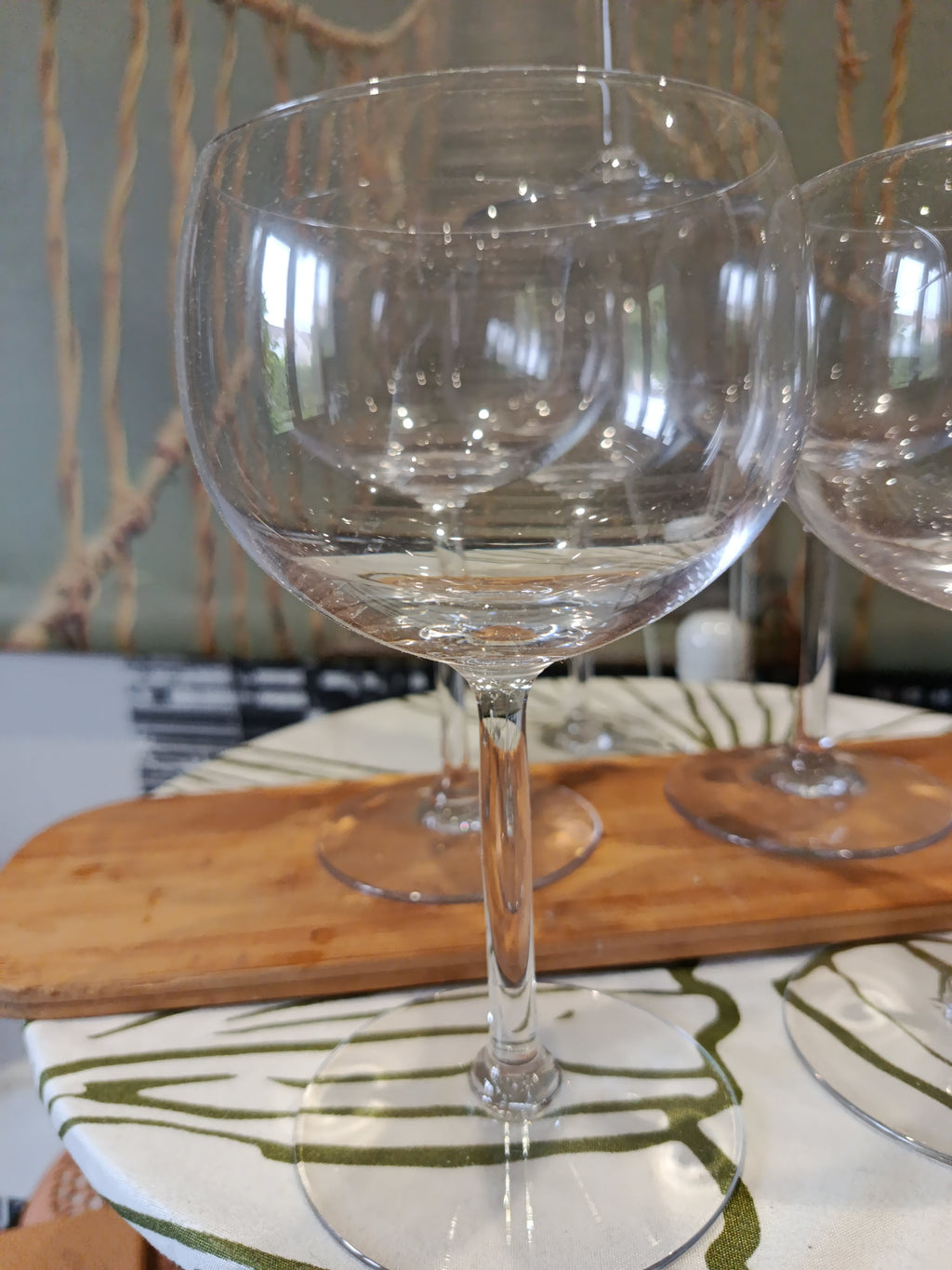 Lot 6 grands verres à ballon en verre ciselé Art Déco XXe siècle neufs