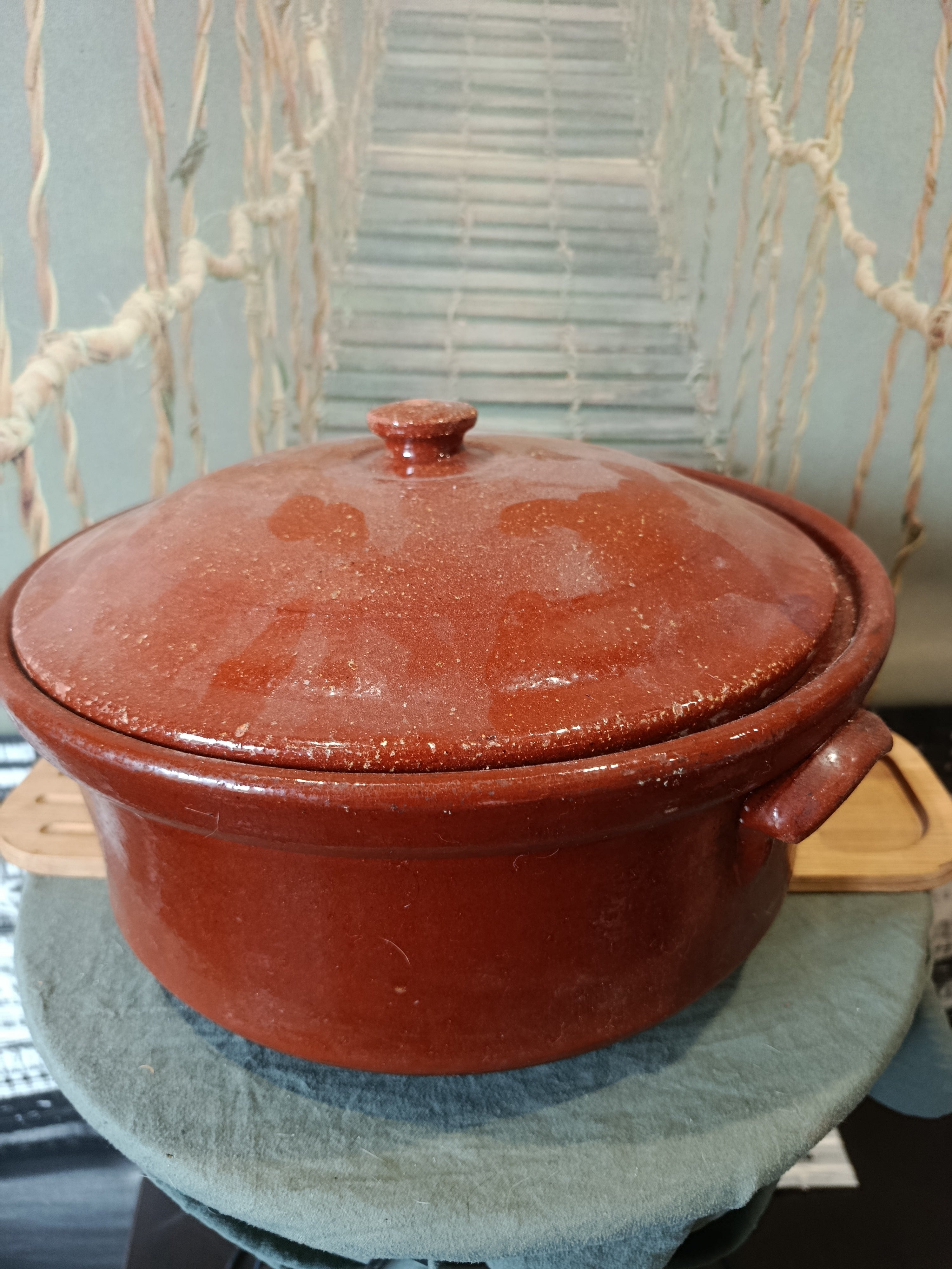 Marmite ancienne en terre cuite marron style Art Déco XXe siècle