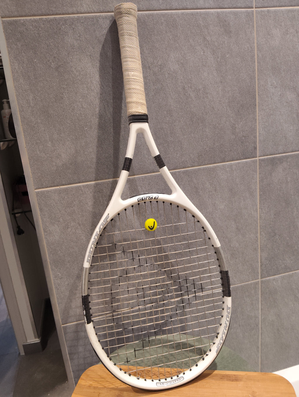 Ancienne Raquette Vintage Dunlop Enfants graphite White Vintage XXe Collection