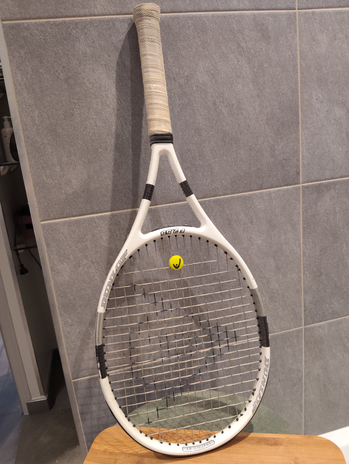 Ancienne Raquette Vintage Dunlop Enfants graphite White Vintage XXe Collection