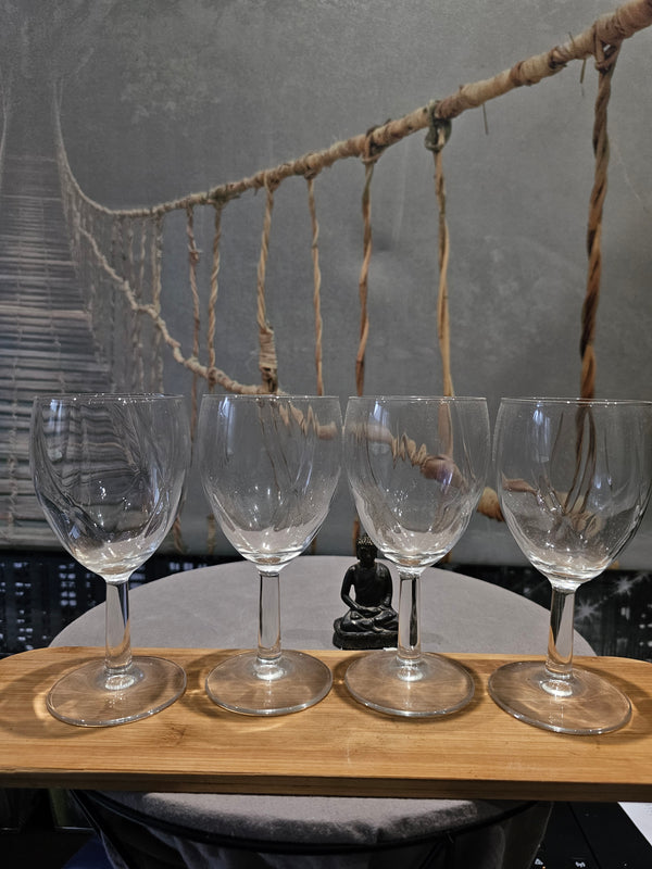 Lot de X4 verres en Cristal De Luxe Ciselé Signées France Original XXe Collection