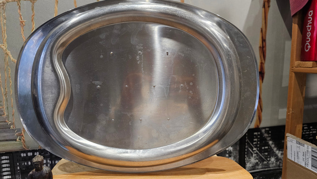 Ancien Grand Plat de Service en Metal couleur Gris Argentée A piques Vintage XXe Cuisine rétro Collection