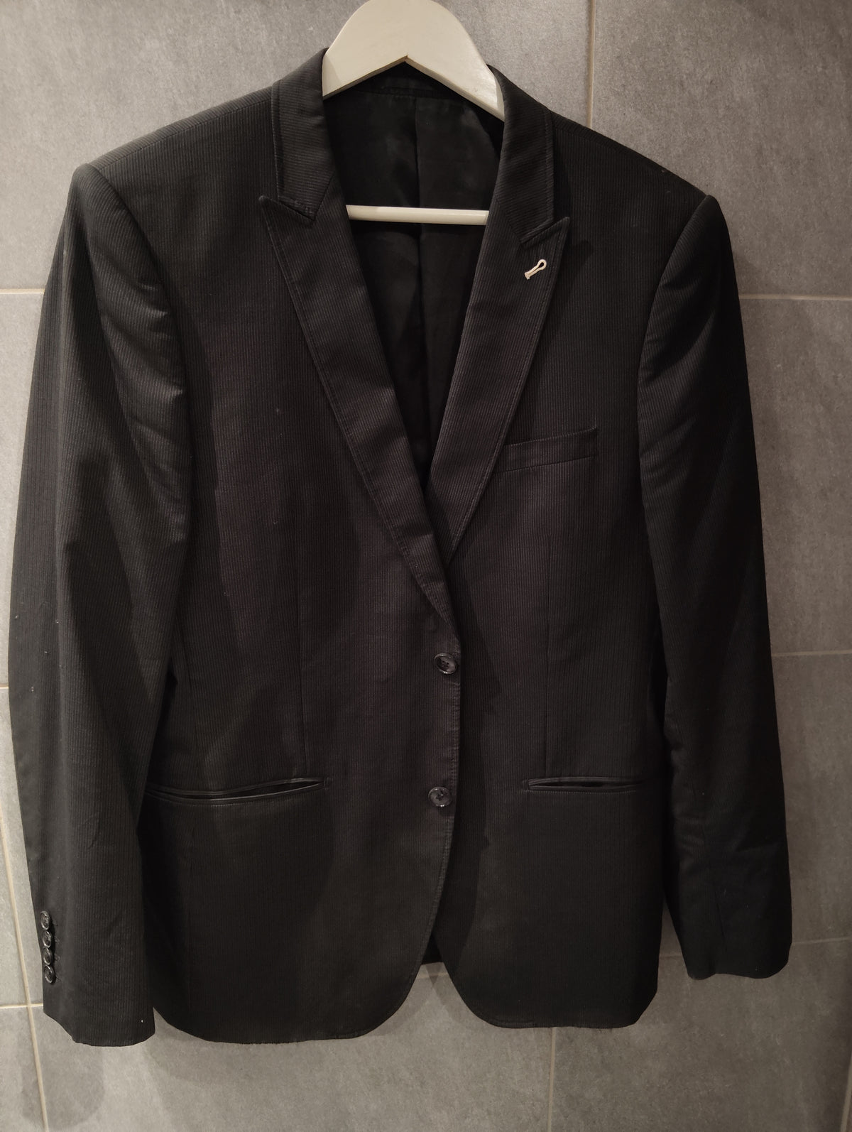 Veste de Costume Armand Thierry Homme T M 38 Originale Rayée Noire & Grise Mariages & Réceptions 2025 Collection