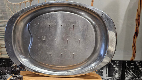 Ancien Grand Plat de Service en Metal couleur Gris Argentée A piques Vintage XXe Cuisine rétro Collection