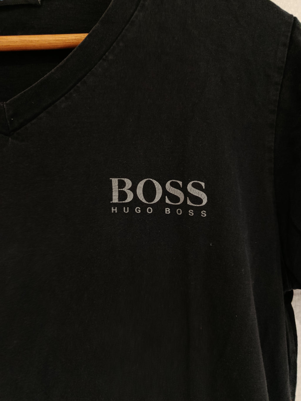 Ancien T Shirt vintage Hugo Boss 100% Coton Homme TL Original Col V Noir Collection
