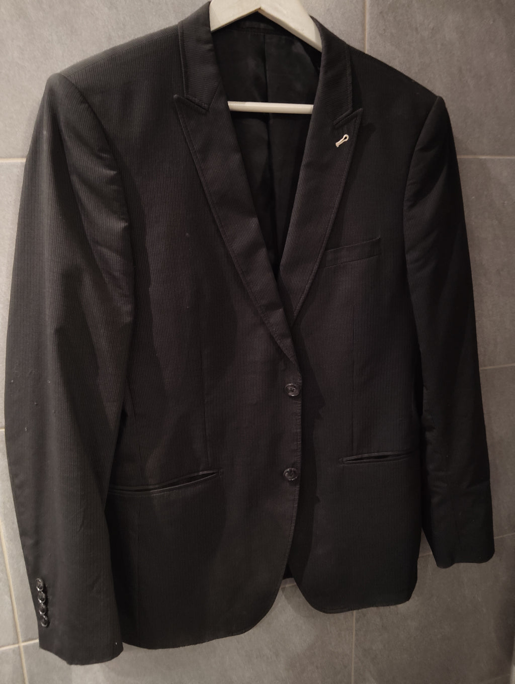 Veste de Costume Armand Thierry Homme T M 38 Originale Rayée Noire & Grise Mariages & Réceptions 2025 Collection