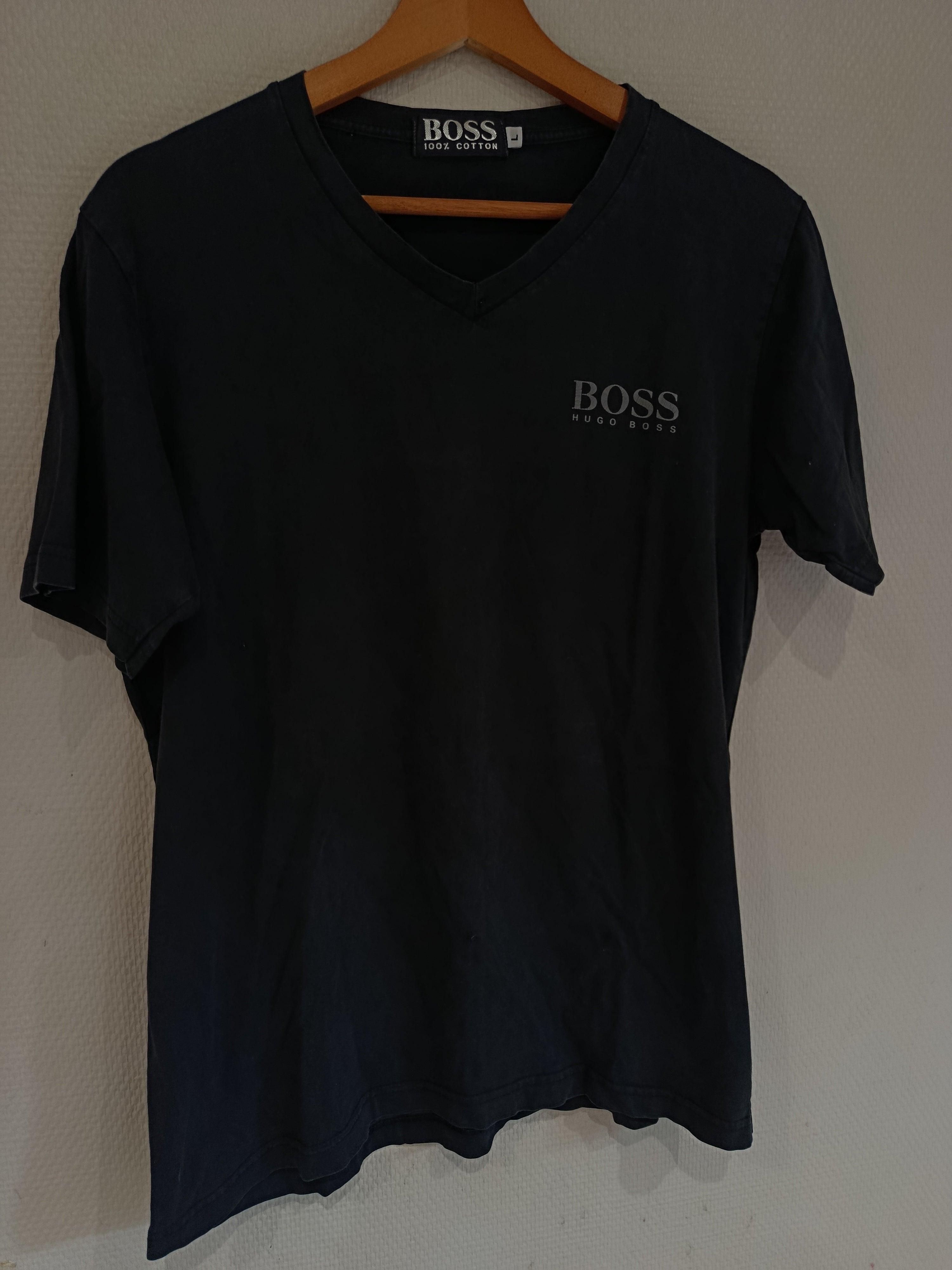 Ancien T Shirt vintage Hugo Boss 100% Coton Homme TL Original Col V Noir Collection