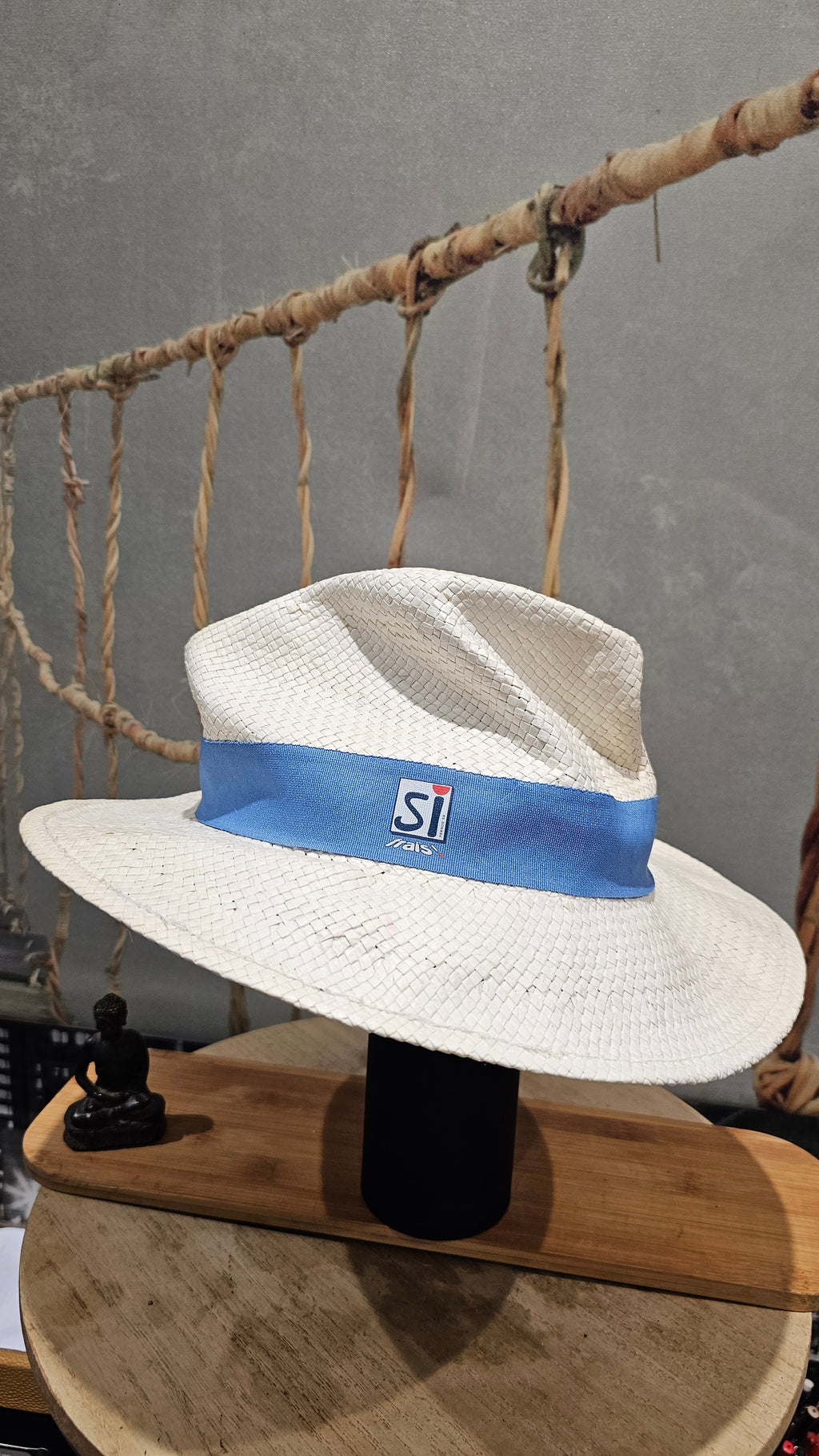 Ancien Chapeau de Luxe Cuir Irisé Et Nylon De Collection XXE Original Blanc