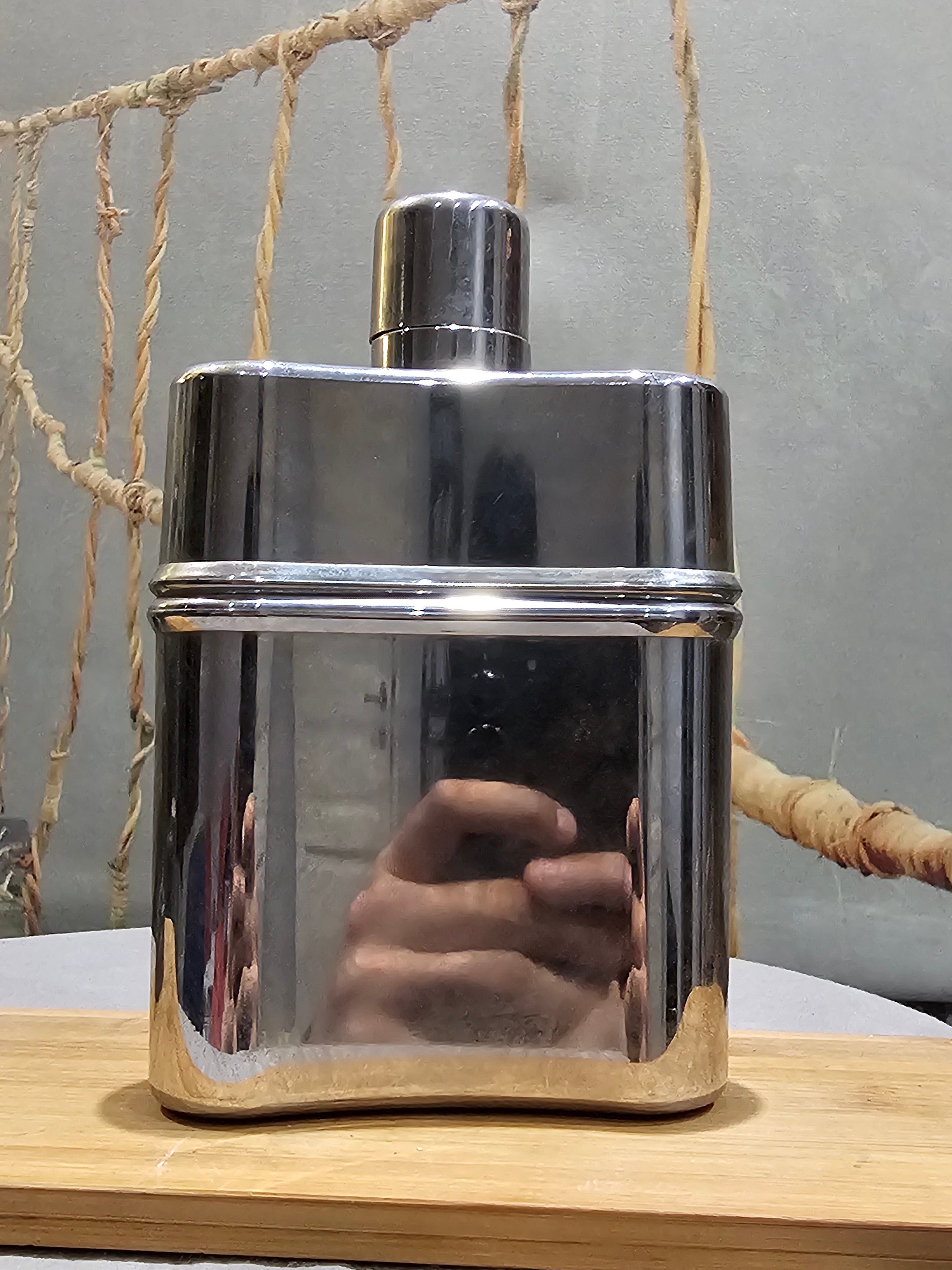 Ancienne Flasque de Hanche Eau de Vie E.Coullin Vintage Metal Luxe Argentée Vintage XXe Edition